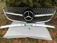 Решетка радиатора mercedes Vito W447 14-19г.Diamond Black с камерой