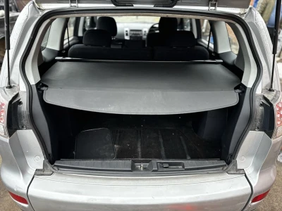 Шторка пластик Mitsubishi Outlander 2 xl багажник обшивка Аутландер