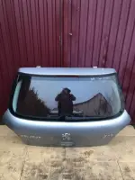 Кришка багажника ляда Peugeot 307