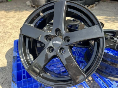 5x114.3 R17 Alutec Black Germany Диски литые