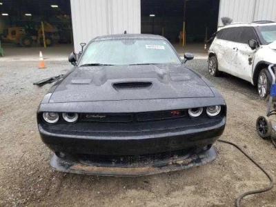 Dodge Challenger SRT бампер