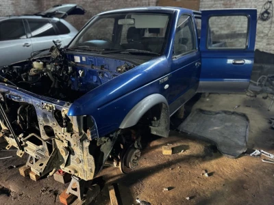 Кабіна Ford Ranger 02-06р телевизор Форд Рангер