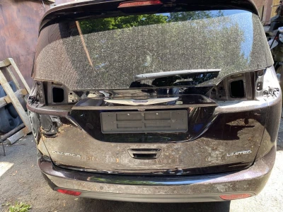 Крышка багажника, ляда, дверь Chrysler Pacifica