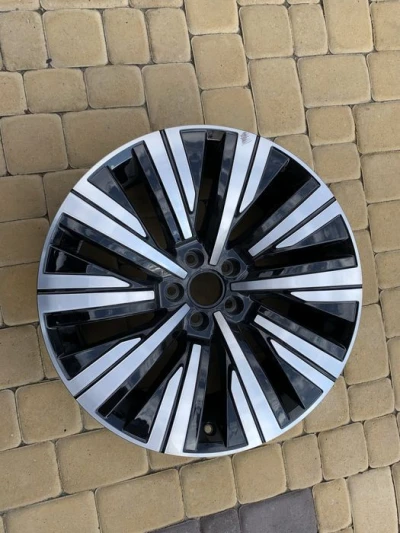 Диск 19” 5 112 на Touareg CRоригінал