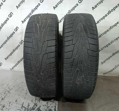 Шины (резина) 225 65 17 зима Kumho Izen KW3 (пара покрышек, 2 шт)